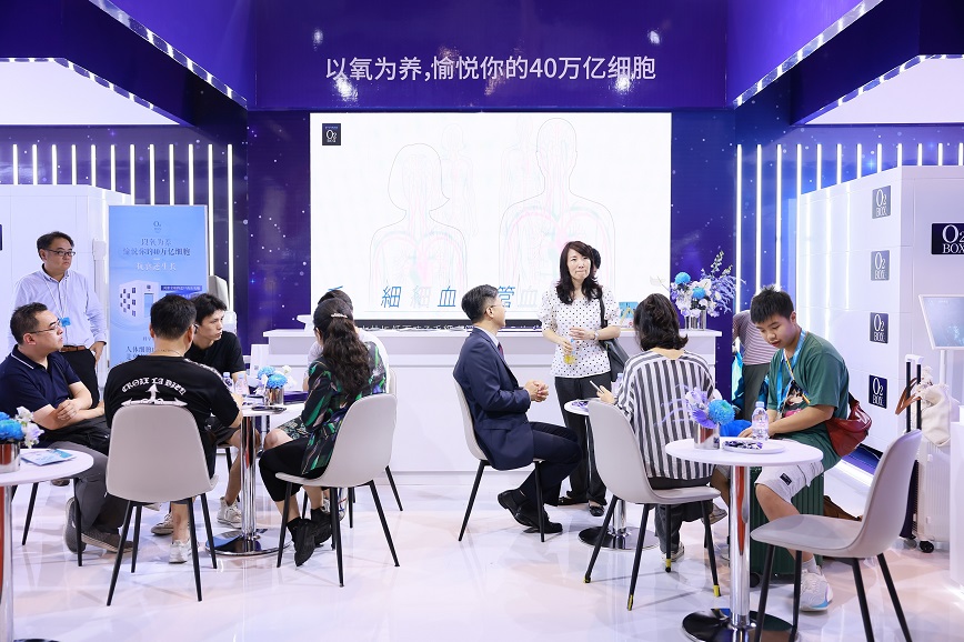 特装展位效果图.JPG